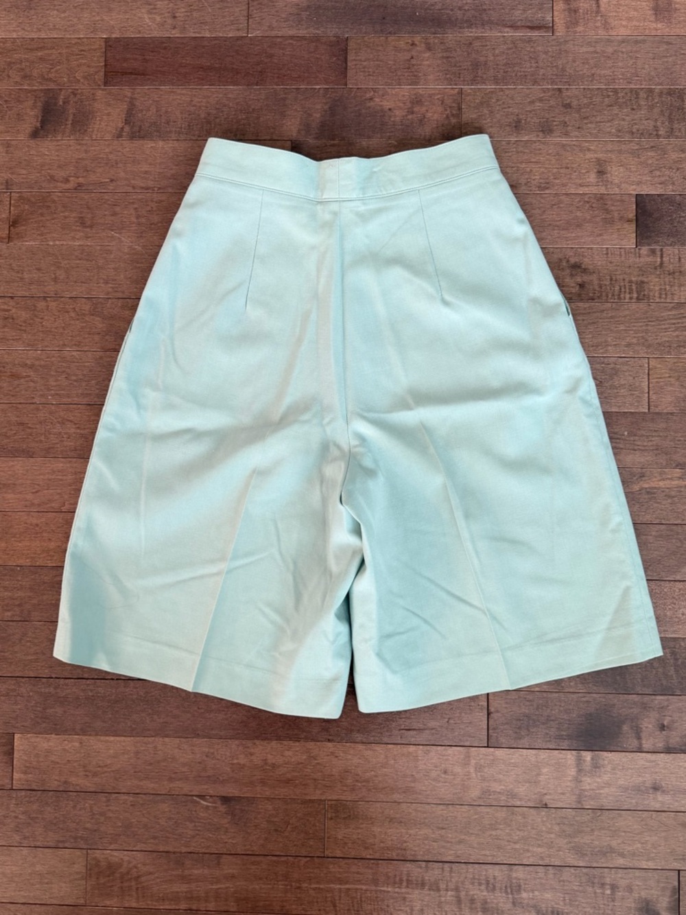 Vintage 100% Wool Pleated Dress Shorts by Roberto diNero - Picture 3 of 5
